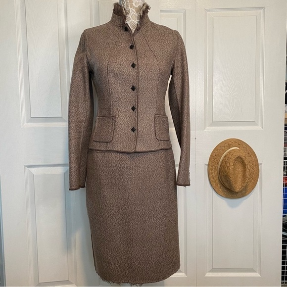 Elie Tahari Grey Pink Virginwool Blazer with Skirt Reversible Snap buttons 8 - Picture 1 of 16